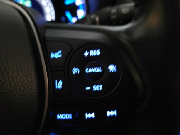 toyota-rav4-plug-in-petrol-2021-big-25