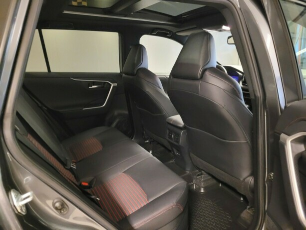 toyota-rav4-plug-in-petrol-2021-big-15