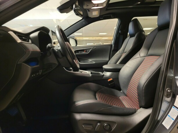 toyota-rav4-plug-in-petrol-2021-big-19