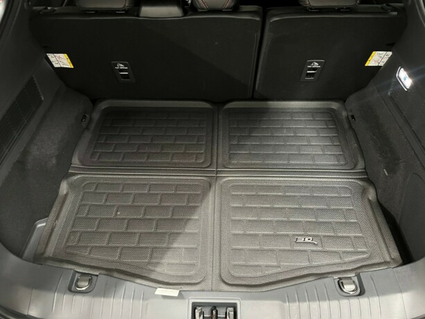 ford-mustang-mach-e-elektrisitet-2023-big-44