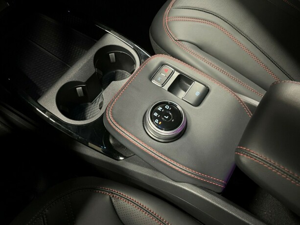 ford-mustang-mach-e-elektrisitet-2023-big-41