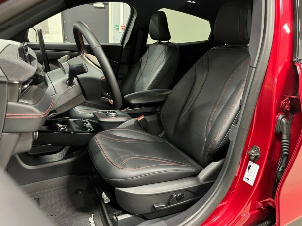 ford-mustang-mach-e-elektrisitet-2023-big-23