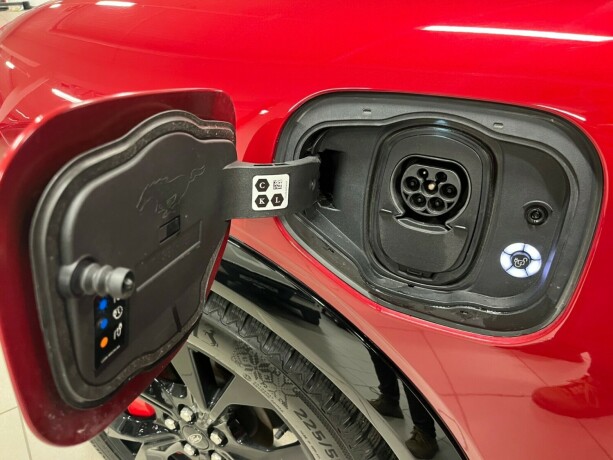 ford-mustang-mach-e-elektrisitet-2023-big-21