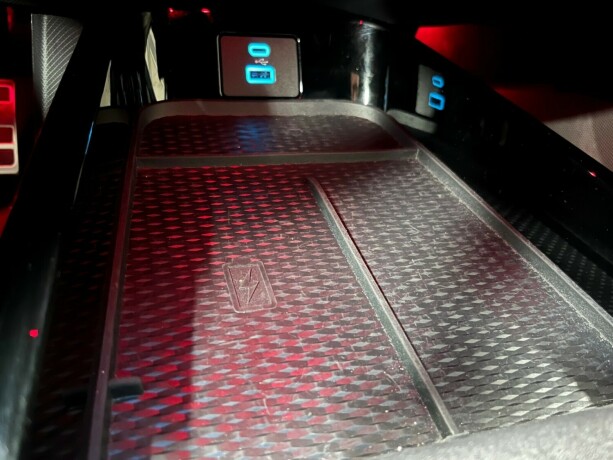 ford-mustang-mach-e-elektrisitet-2023-big-57