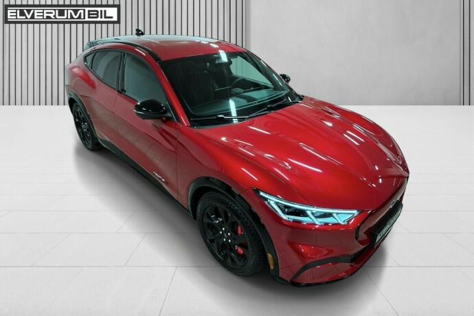 ford-mustang-mach-e-elektrisitet-2023-big-4