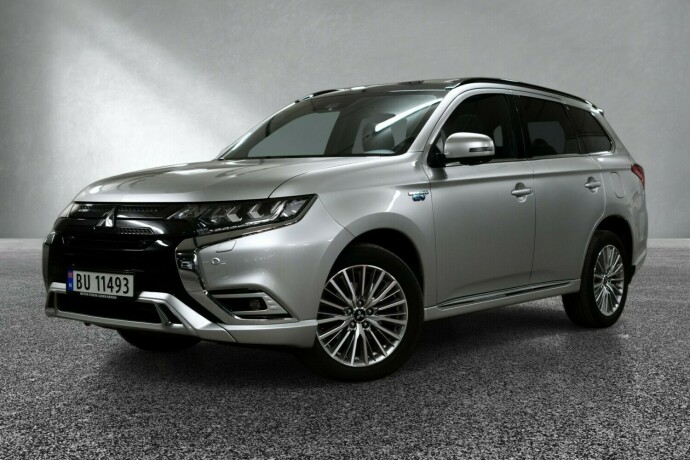 mitsubishi-outlander-elektrisitetbensin-2020-big-0
