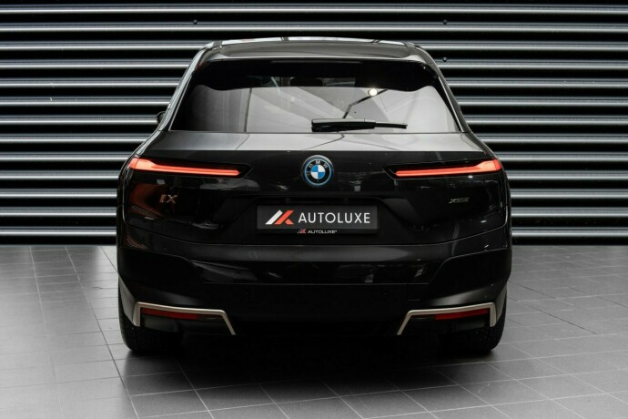 bmw-ix-xdrive-40-elektrisitet-2022-big-3