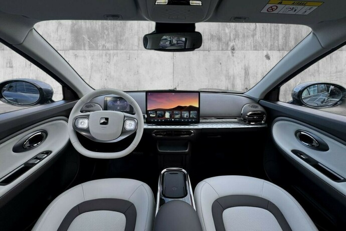 jac-e30x-elektrisitet-2025-big-3