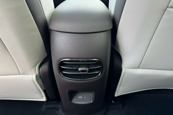 jac-e30x-elektrisitet-2025-big-12