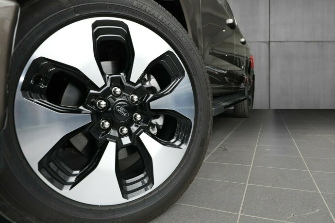 ford-f-serie-elektrisitet-2023-big-38