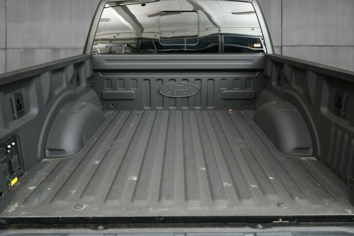 ford-f-serie-elektrisitet-2023-big-37