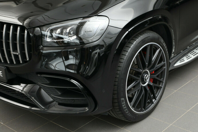 mercedes-benz-gls-bensin-2022-big-38