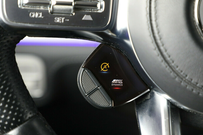 mercedes-benz-gls-bensin-2022-big-10