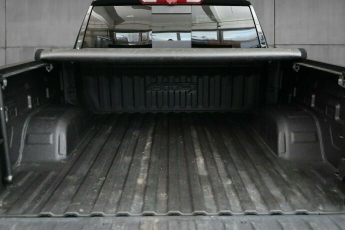 gmc-sierra-diesel-2024-big-37