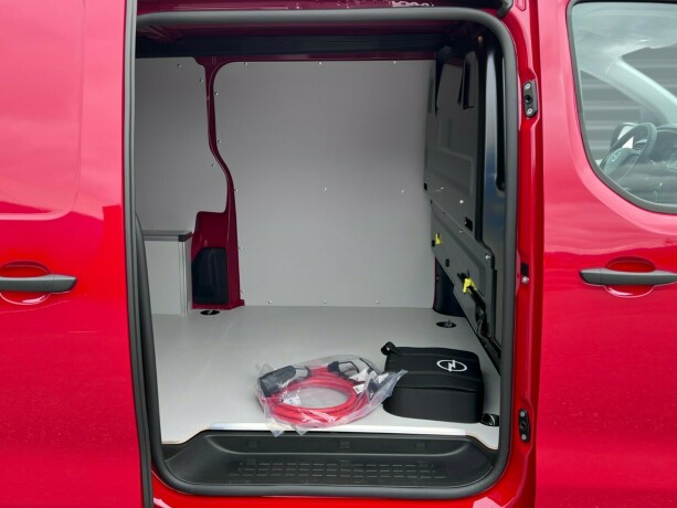 opel-vivaro-elektrisitet-2022-big-17
