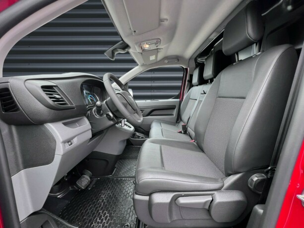 opel-vivaro-elektrisitet-2022-big-3