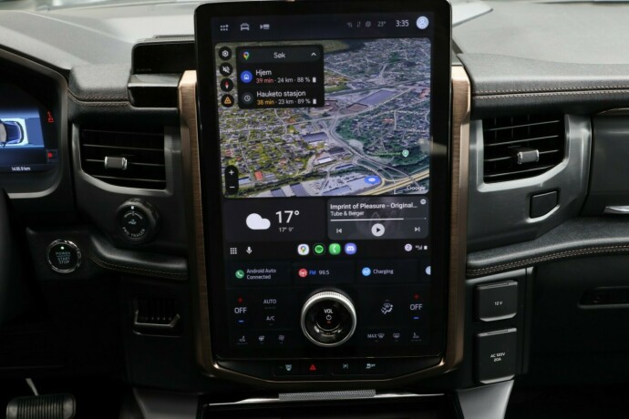 ford-f-serie-elektrisitet-2024-big-12