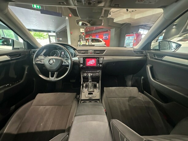 skoda-superb-diesel-2017-big-13