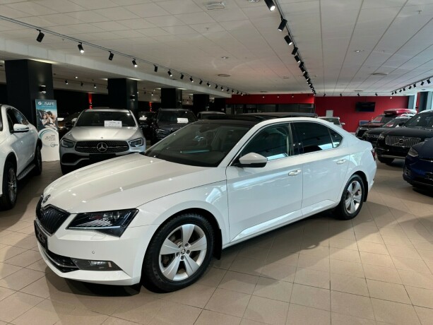 skoda-superb-diesel-2017-big-3