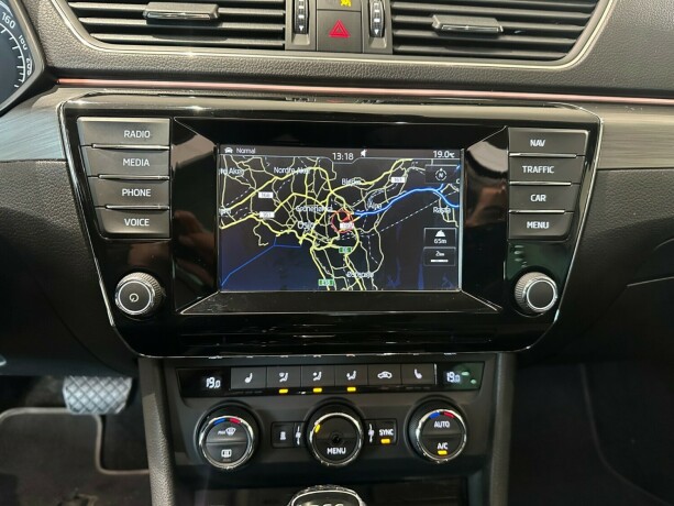 skoda-superb-diesel-2017-big-18