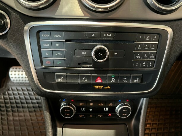 mercedes-benz-cla-bensin-2015-big-24