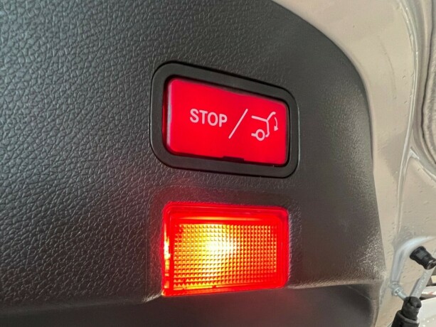 mercedes-benz-cla-bensin-2015-big-19