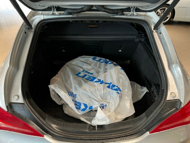 mercedes-benz-cla-bensin-2015-big-14