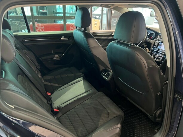 volkswagen-golf-bensin-2015-big-15