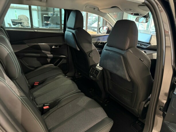 peugeot-5008-diesel-2021-big-13