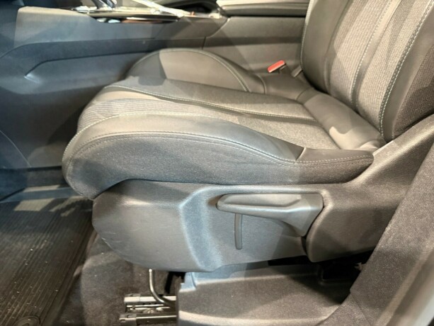 peugeot-5008-diesel-2021-big-25