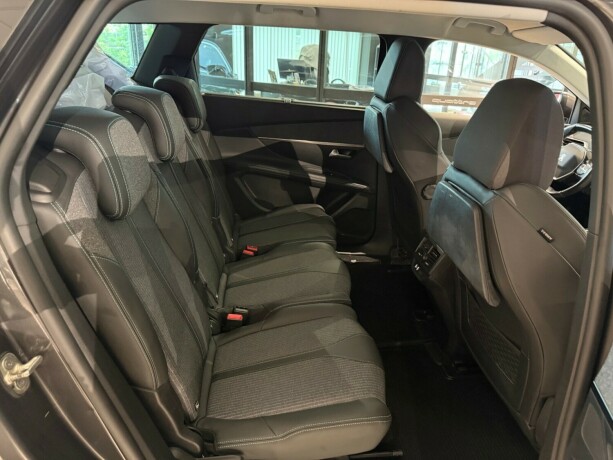 peugeot-5008-diesel-2021-big-18