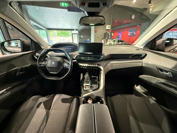 peugeot-5008-diesel-2021-big-15