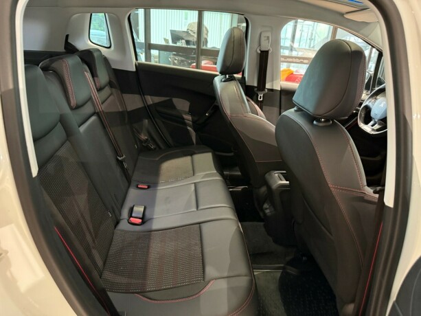 peugeot-2008-bensin-2017-big-16