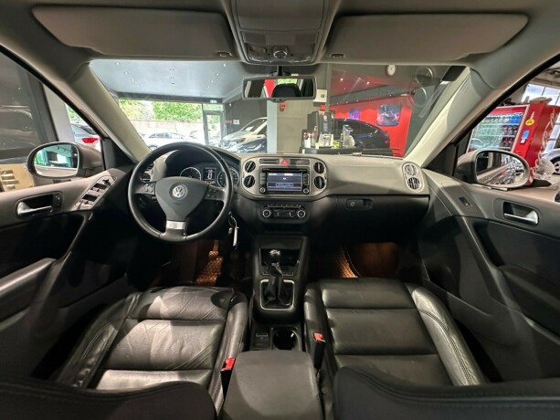 volkswagen-tiguan-diesel-2010-big-11