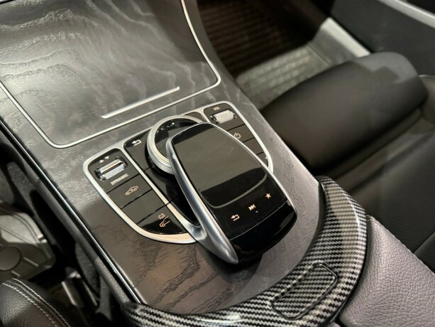 mercedes-benz-c-klasse-elektrisitetbensin-2017-big-21