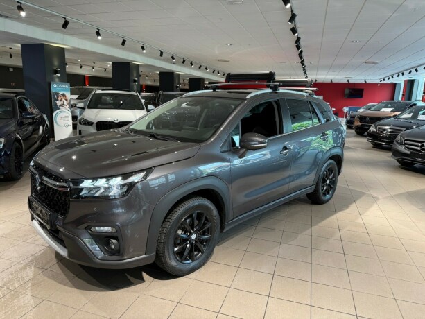 suzuki-sx4-s-cross-elektrisitetbensin-2024-big-3