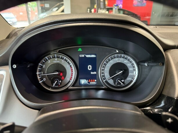 suzuki-sx4-s-cross-elektrisitetbensin-2024-big-24