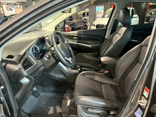 suzuki-sx4-s-cross-elektrisitetbensin-2024-big-7