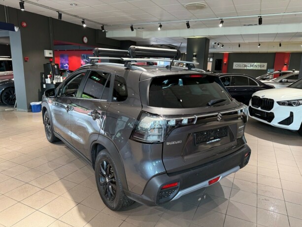 suzuki-sx4-s-cross-elektrisitetbensin-2024-big-6