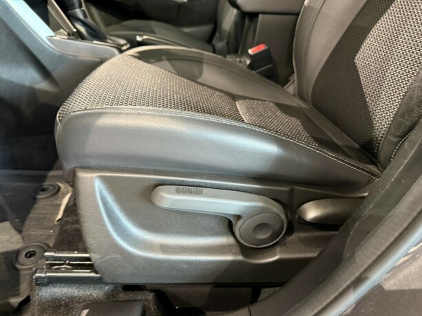 suzuki-sx4-s-cross-elektrisitetbensin-2024-big-27