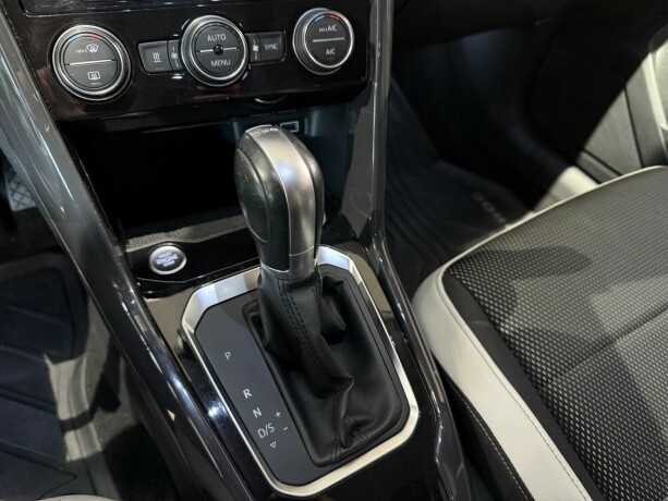 volkswagen-t-roc-bensin-2018-big-19