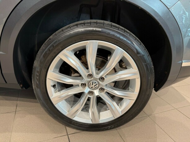 volkswagen-t-roc-bensin-2018-big-27