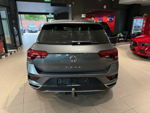 volkswagen-t-roc-bensin-2018-big-3