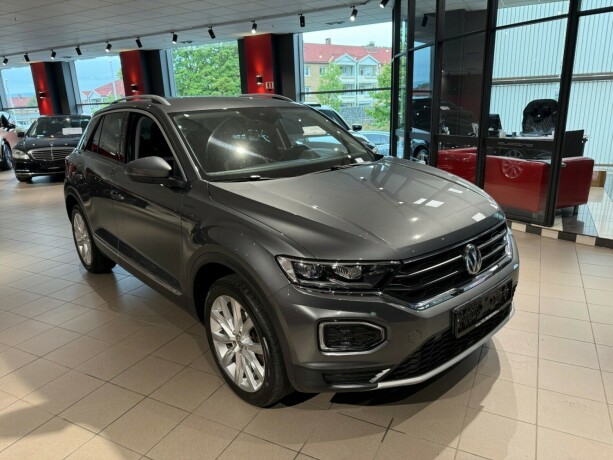 volkswagen-t-roc-bensin-2018-big-6