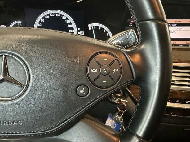 mercedes-benz-s-klasse-diesel-2011-big-24