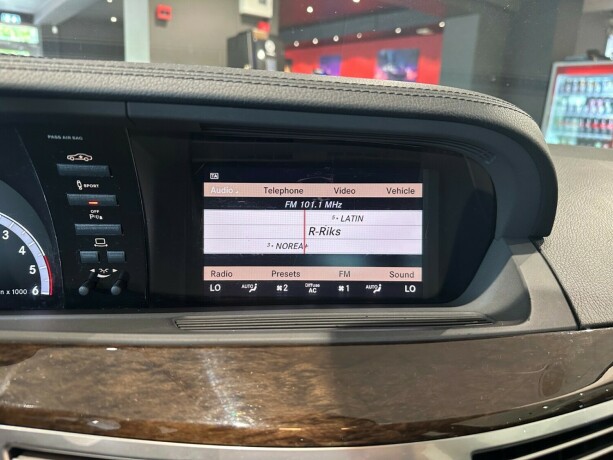 mercedes-benz-s-klasse-diesel-2011-big-26