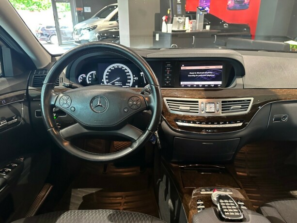 mercedes-benz-s-klasse-diesel-2011-big-12