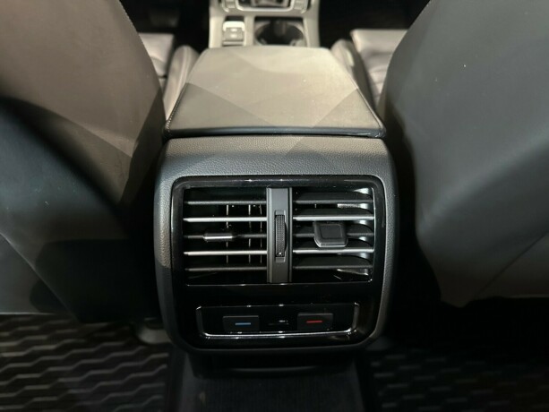 volkswagen-passat-diesel-2017-big-14