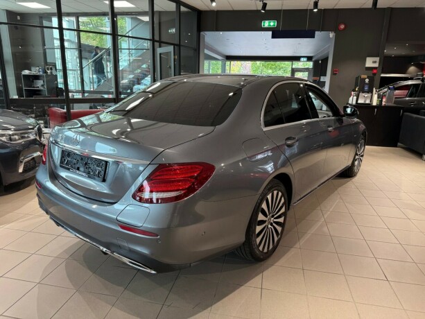 mercedes-benz-e-klasse-elektrisitetbensin-2018-big-6