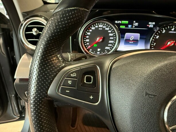 mercedes-benz-e-klasse-elektrisitetbensin-2018-big-23